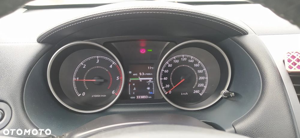 Mitsubishi Outlander - 17