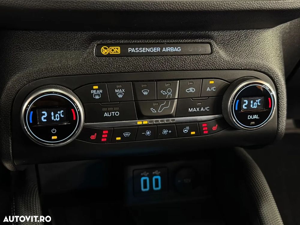 Ford Focus - 20