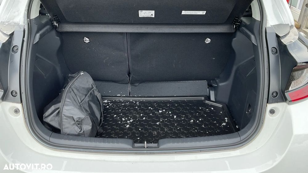 Toyota Yaris 1.5 VVT-i HSD Dynamic - 10