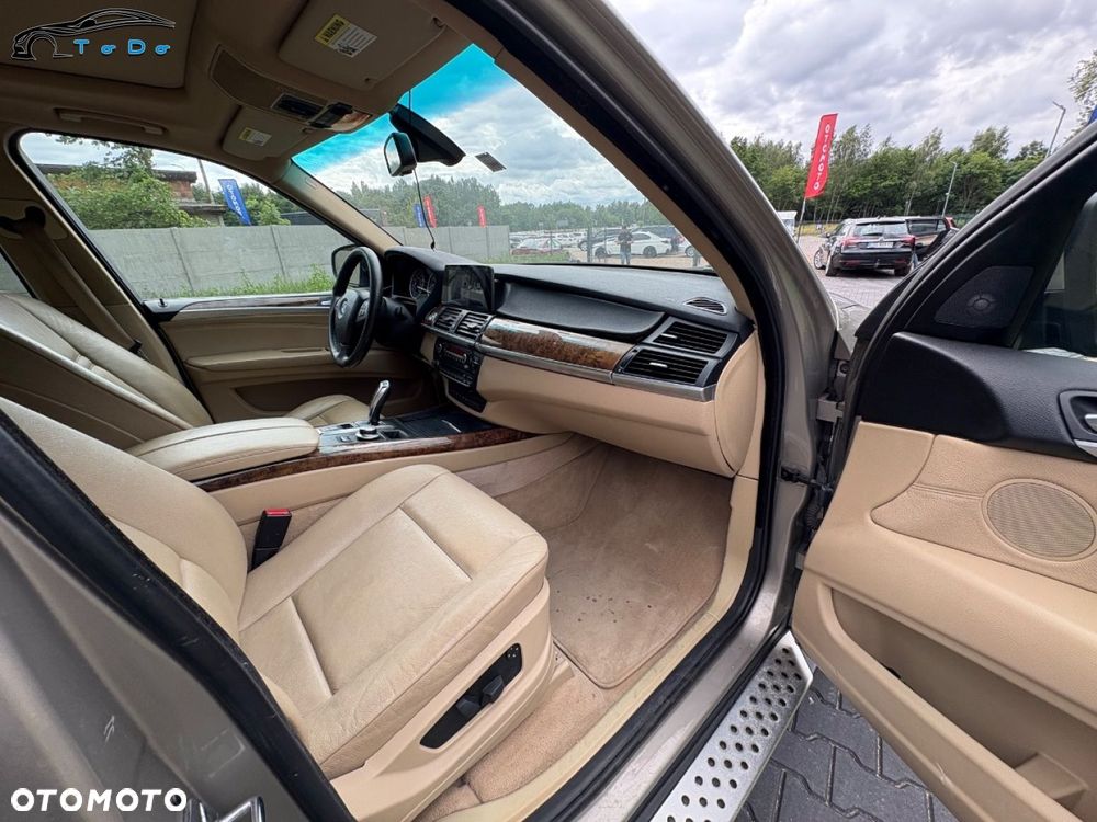 BMW X5 xDrive48i Edition 10 Jahre - 27