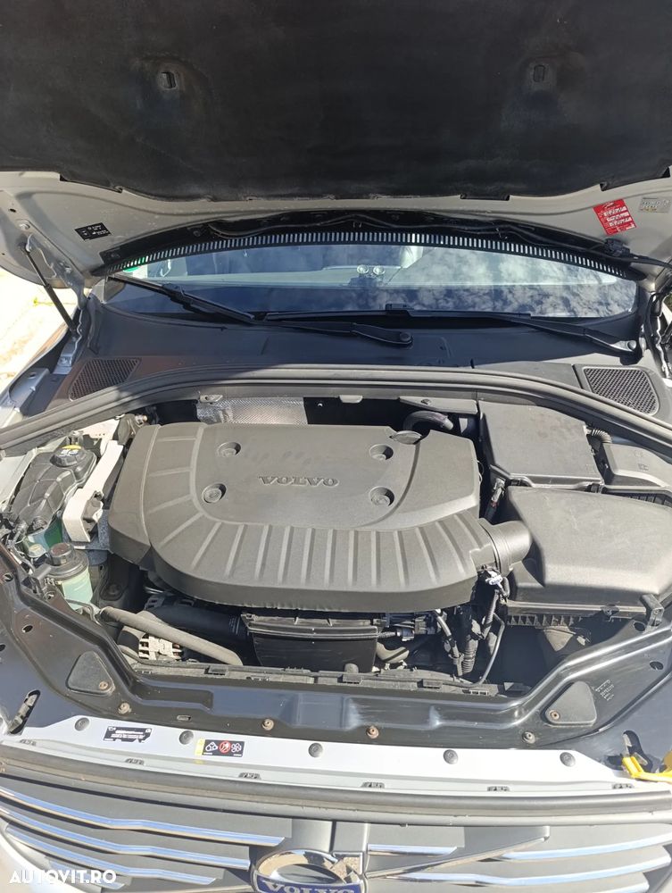 Volvo XC 60 D4 AWD Geartronic Summum - 8