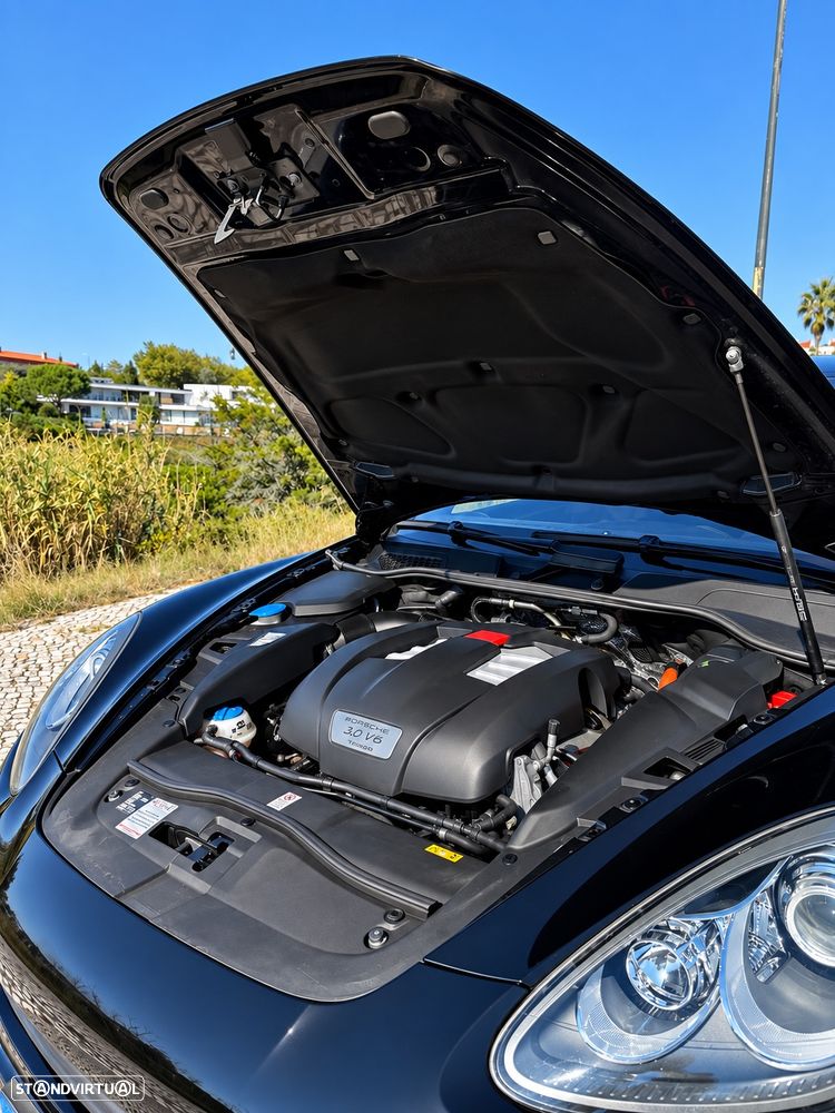 Porsche Cayenne - 8