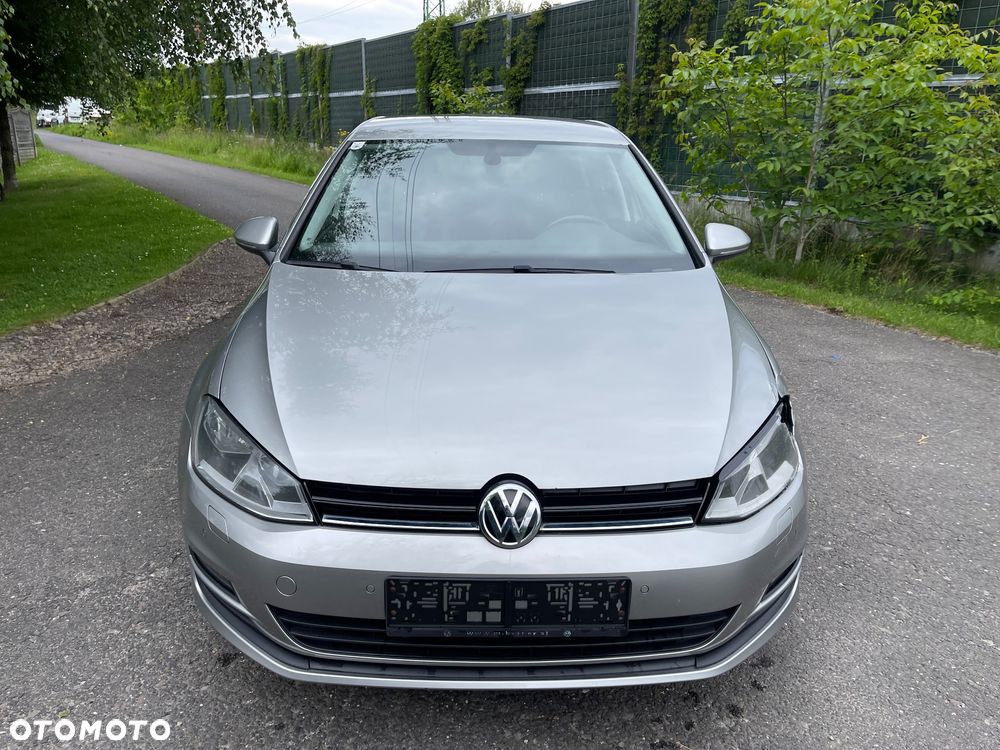 Volkswagen Golf 1.2 TSI BMT Trendline Perfectline - 2
