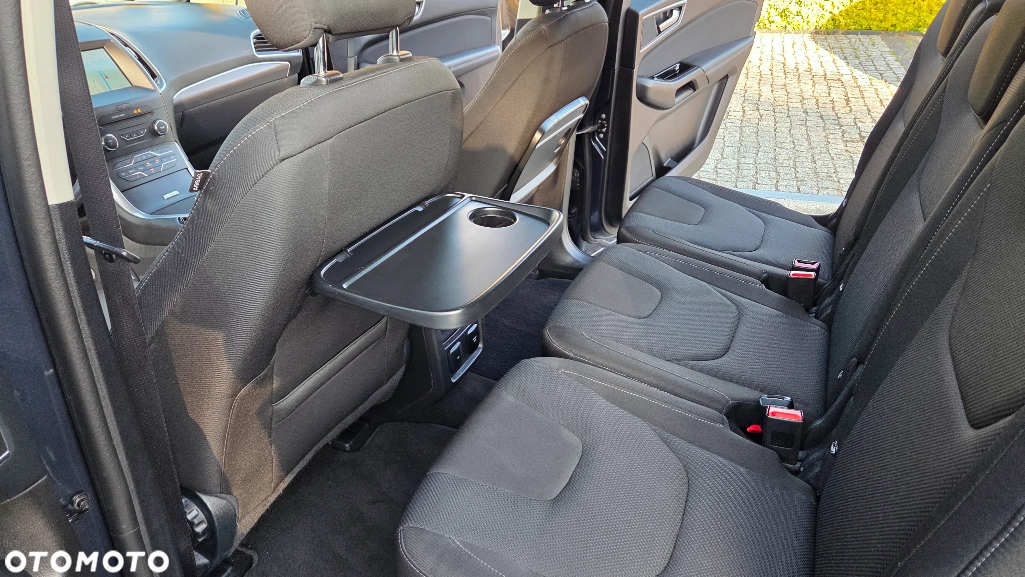 Ford S-Max 2.0 TDCi Titanium PowerShift - 36