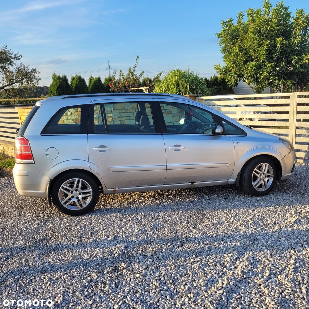 Opel Zafira - 5