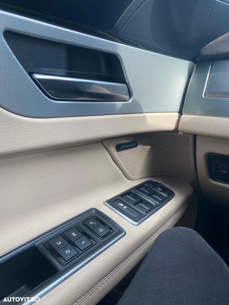 Jaguar XF 20d RWD E-Performance Prestige - 9