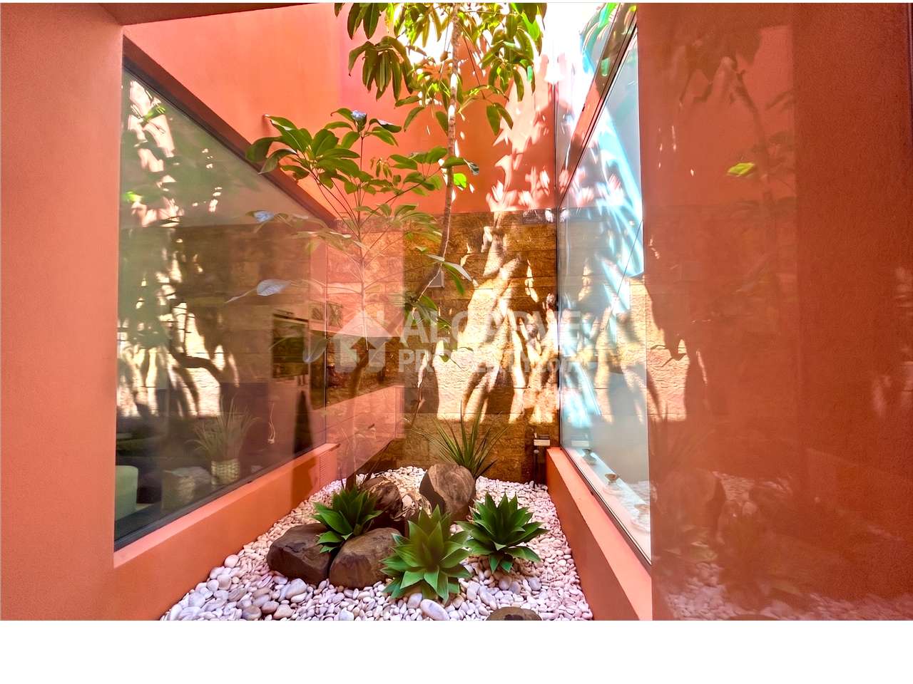 Moradia Contemporânea de 5 quartos no condominio l'Orangerie em Vilamo - Grande imagem: 5/20
