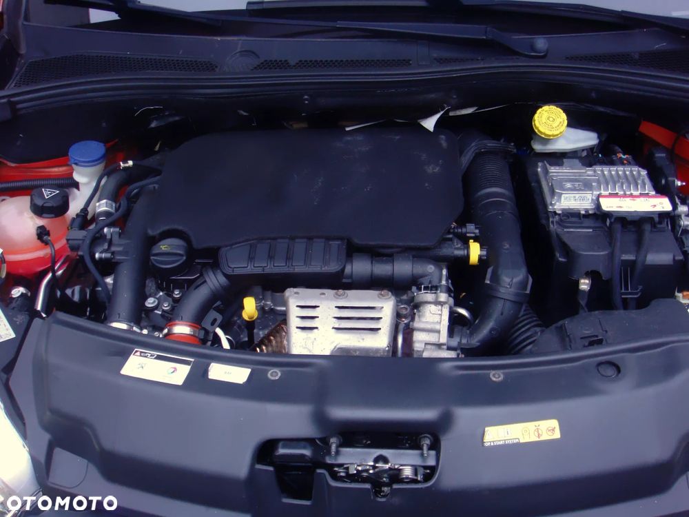 Peugeot 208 PureTech 110 Stop & Start Allure - 10