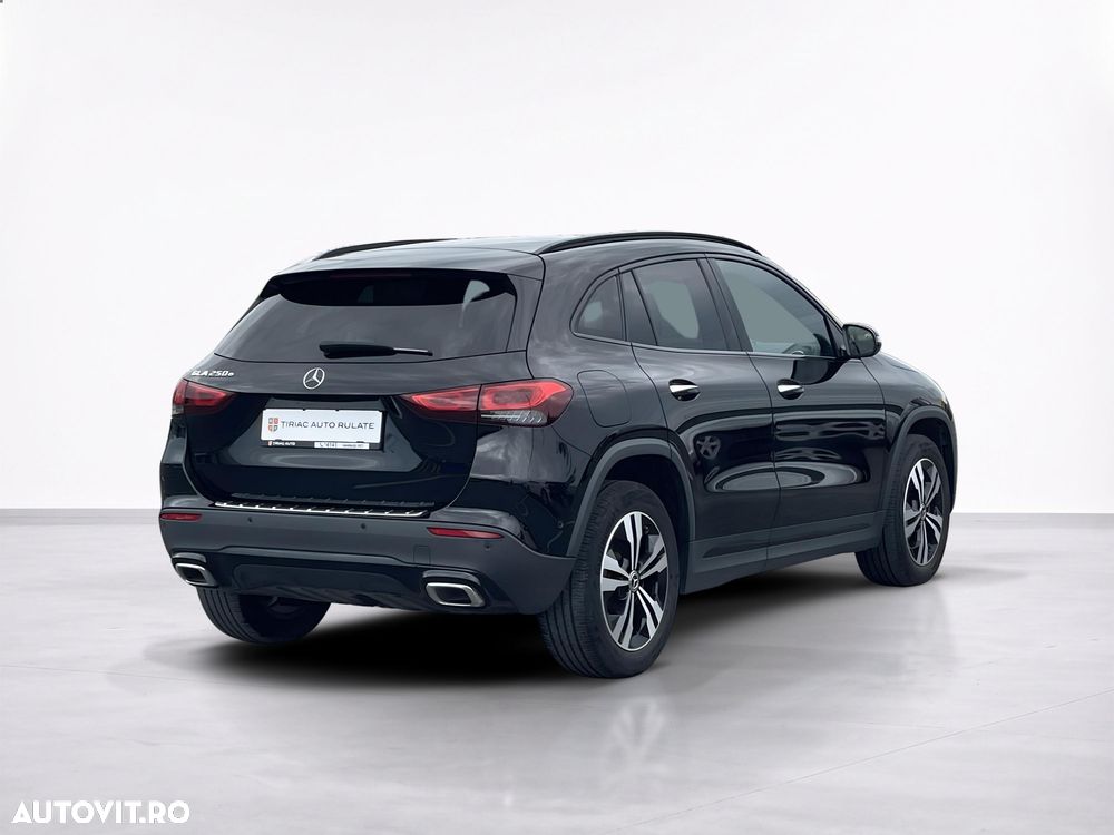 Mercedes-Benz GLA 250 e 8G-DCT Progressive - 6