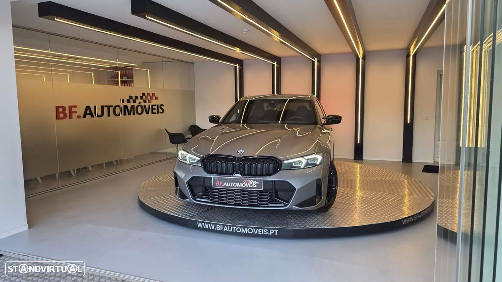BMW 320 e Pack Desportivo M Auto - 11