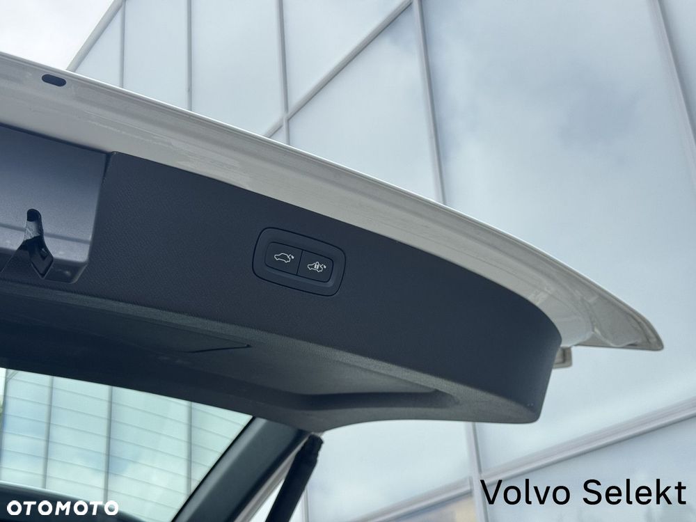 Volvo XC 90 - 38