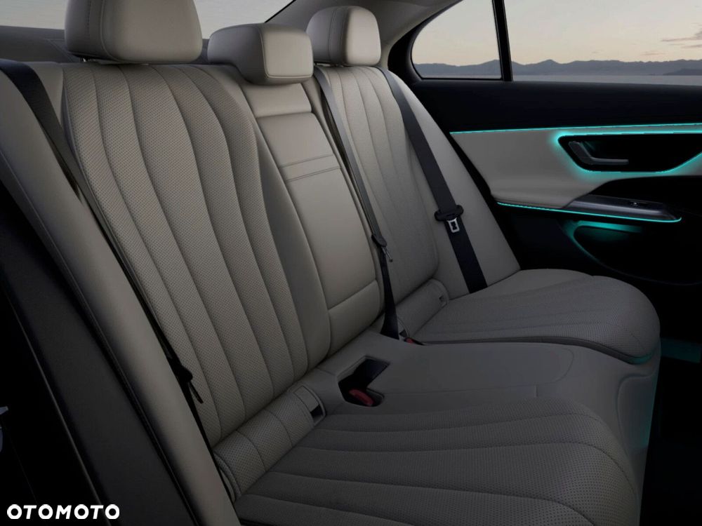 Mercedes-Benz Klasa E 220 d mHEV Avantgarde 9G-Tronic - 10