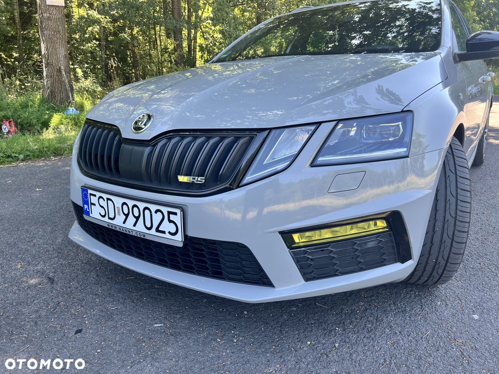 Skoda Octavia 2.0 TDI RS DSG - 1