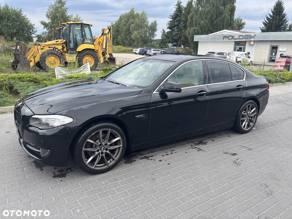BMW Seria 5 520i - 2