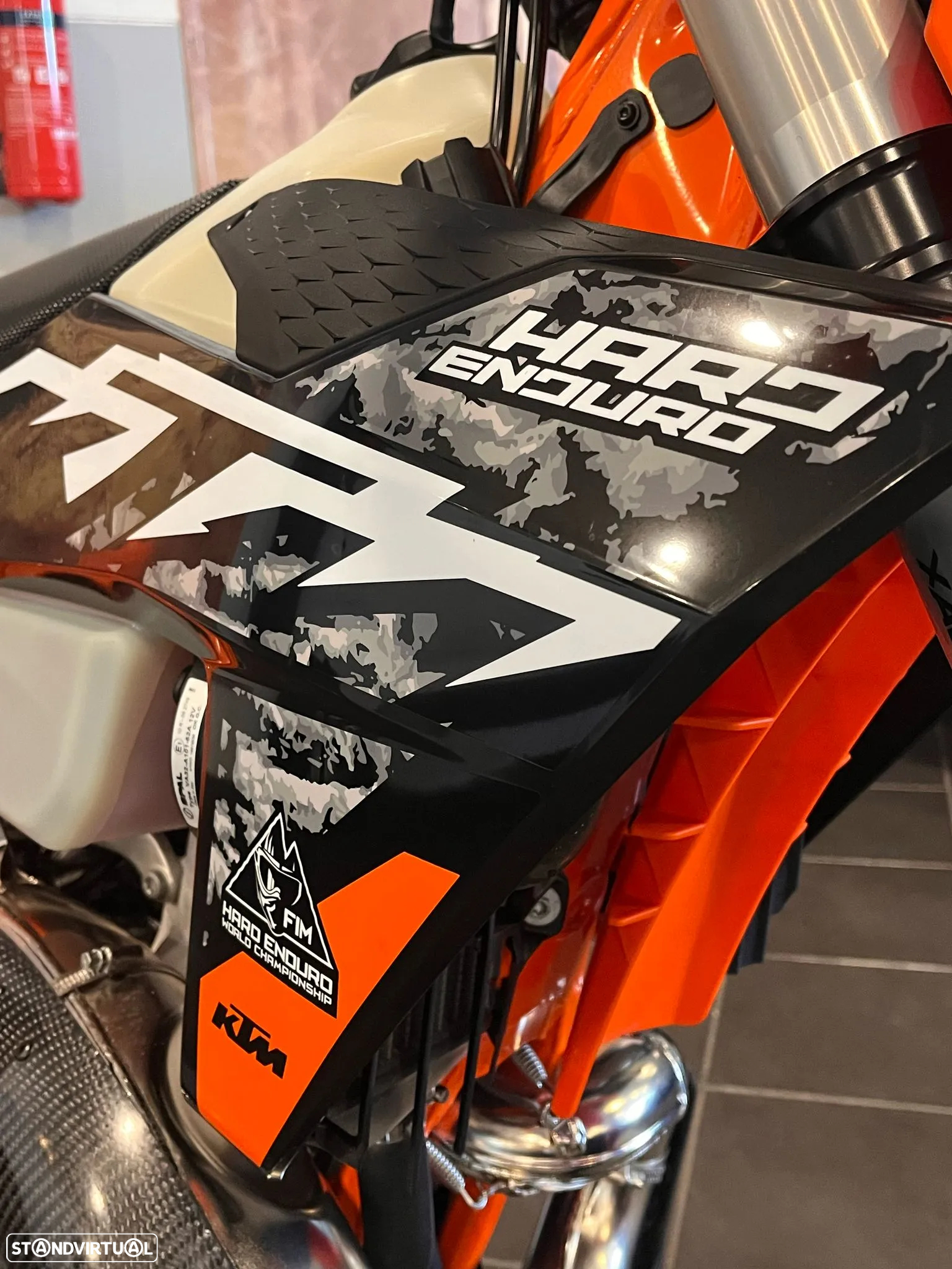 KTM 300 XC-W HARD ENDURO IVA DEDUTIVEL - 2