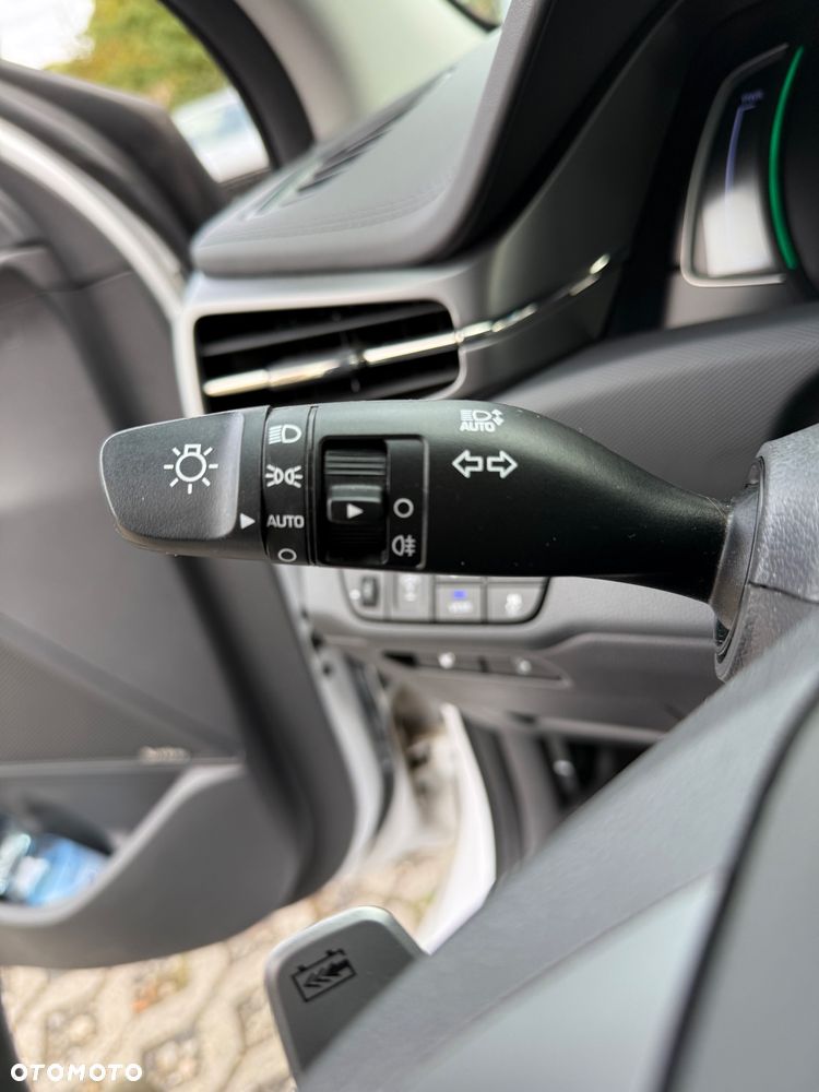 Hyundai IONIQ electric Premium - 24