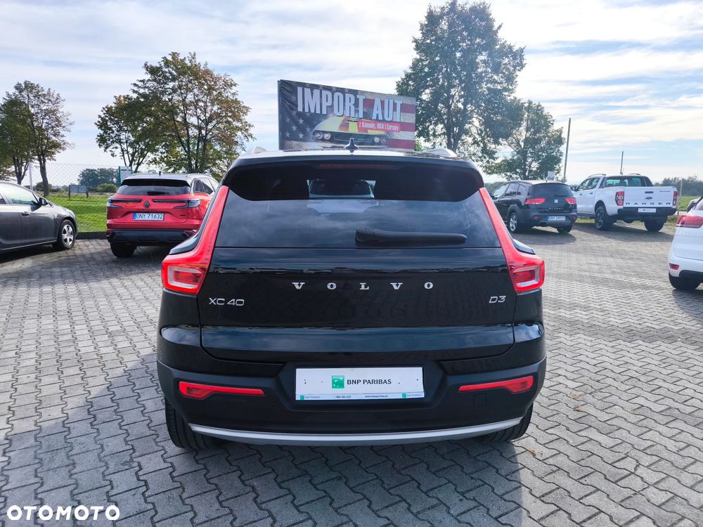 Volvo XC 40 - 4