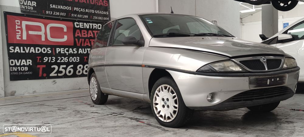 LANCIA Y PARA PEÇAS - 3