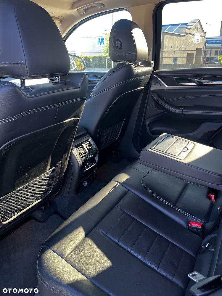 BMW X3 xDrive20d xLine - 13