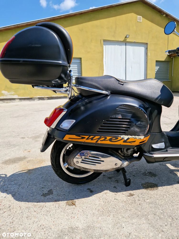 Vespa GTS - 4