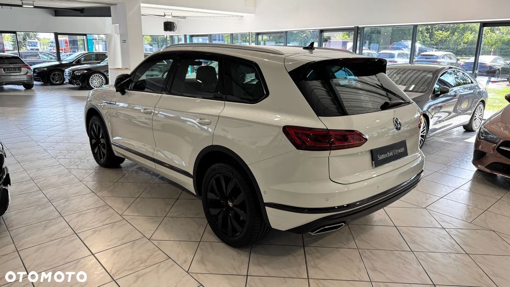 Volkswagen Touareg 3.0 V6 TDI 4Motion - 4