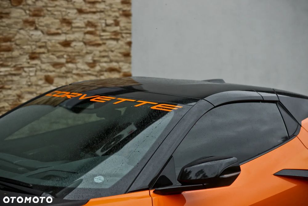 Chevrolet Corvette - 9