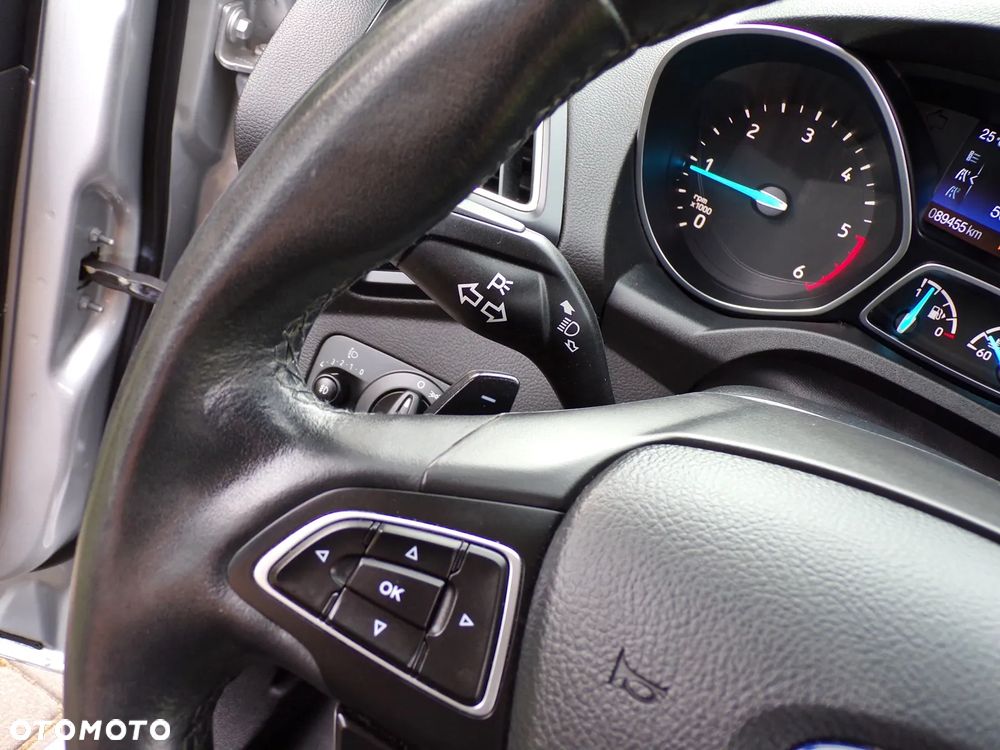 Ford Kuga 2.0 TDCi 4x4 Titanium - 20