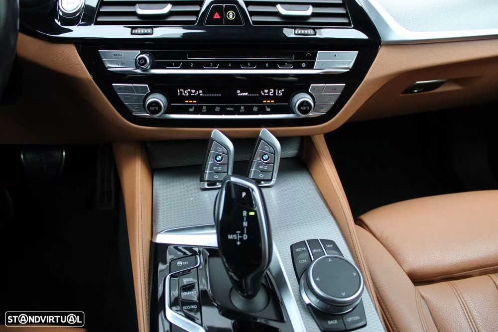 BMW 530 e iPerformance Pack M - 12