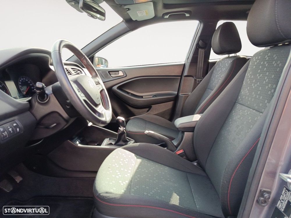 Hyundai i20 1.2 Comfort - 9