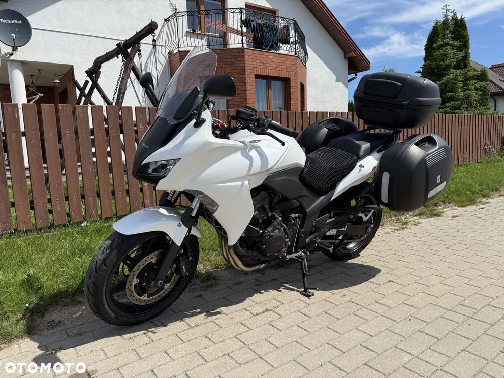 Honda CBF - 2