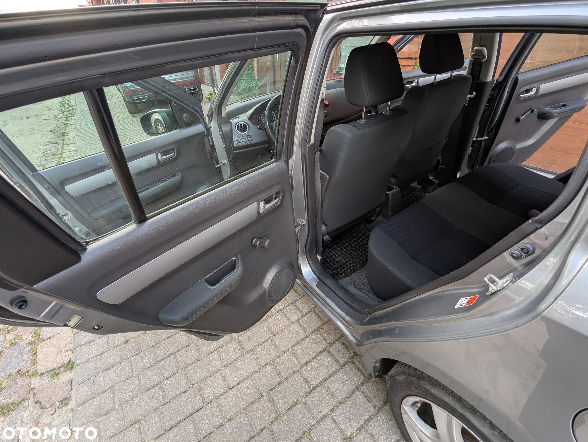 Suzuki Swift - 18