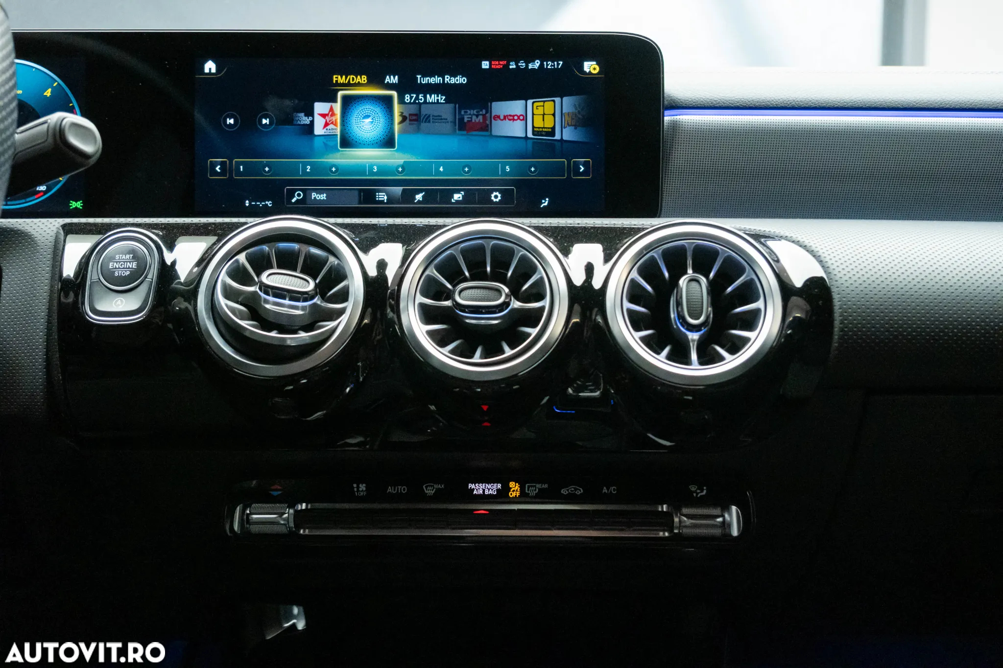 Mercedes-Benz A 200 d 4Matic 8G-DCT AMG Line - 24