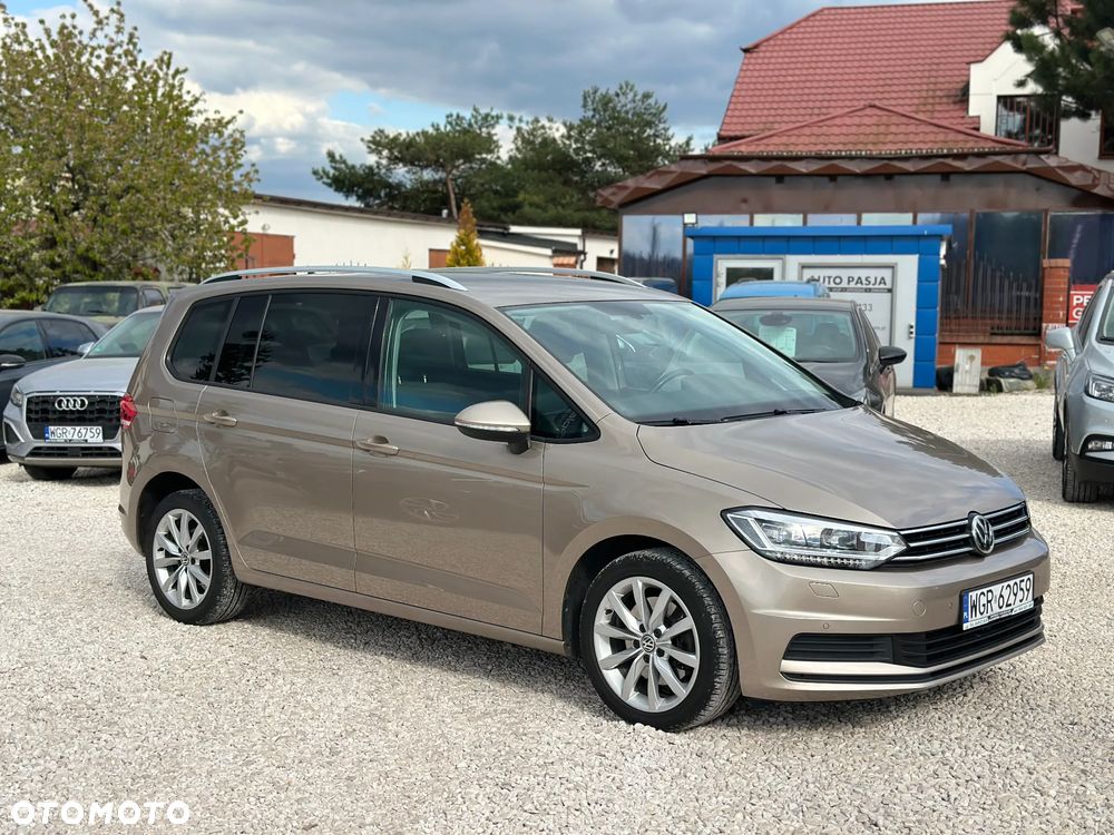 Volkswagen Touran 2.0 TDI BMT Comfortline - 5