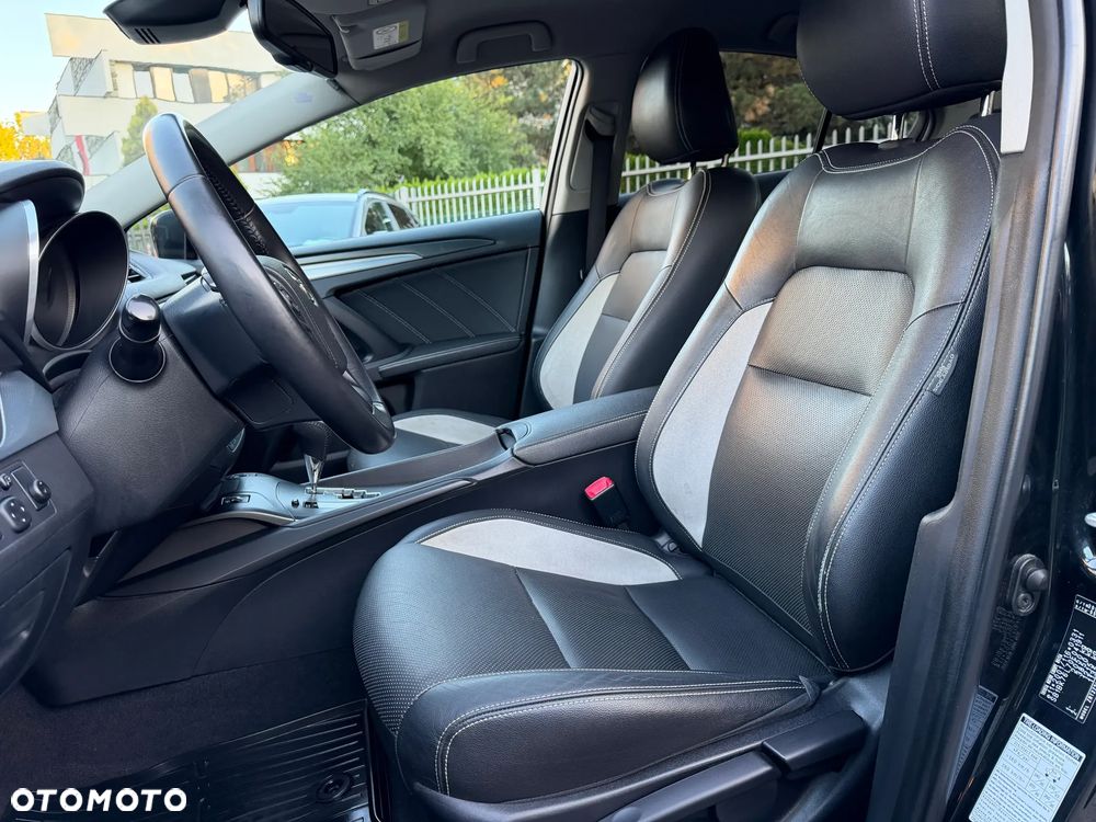 Toyota Avensis 2.0 Prestige MS - 10