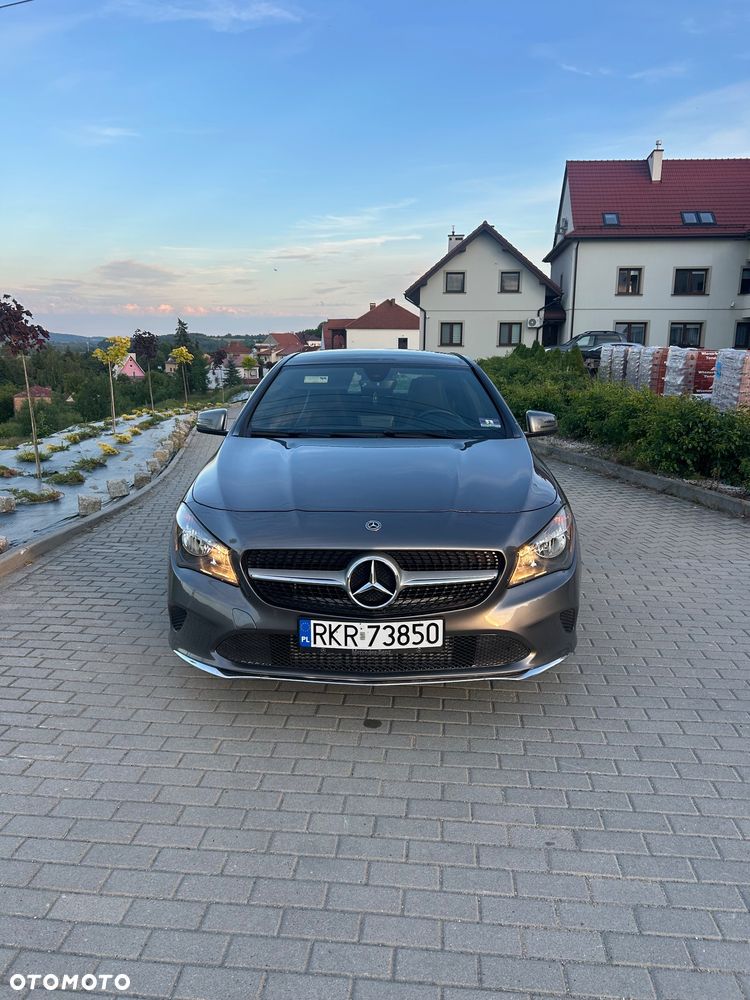 Mercedes-Benz CLA 250 4-Matic - 3