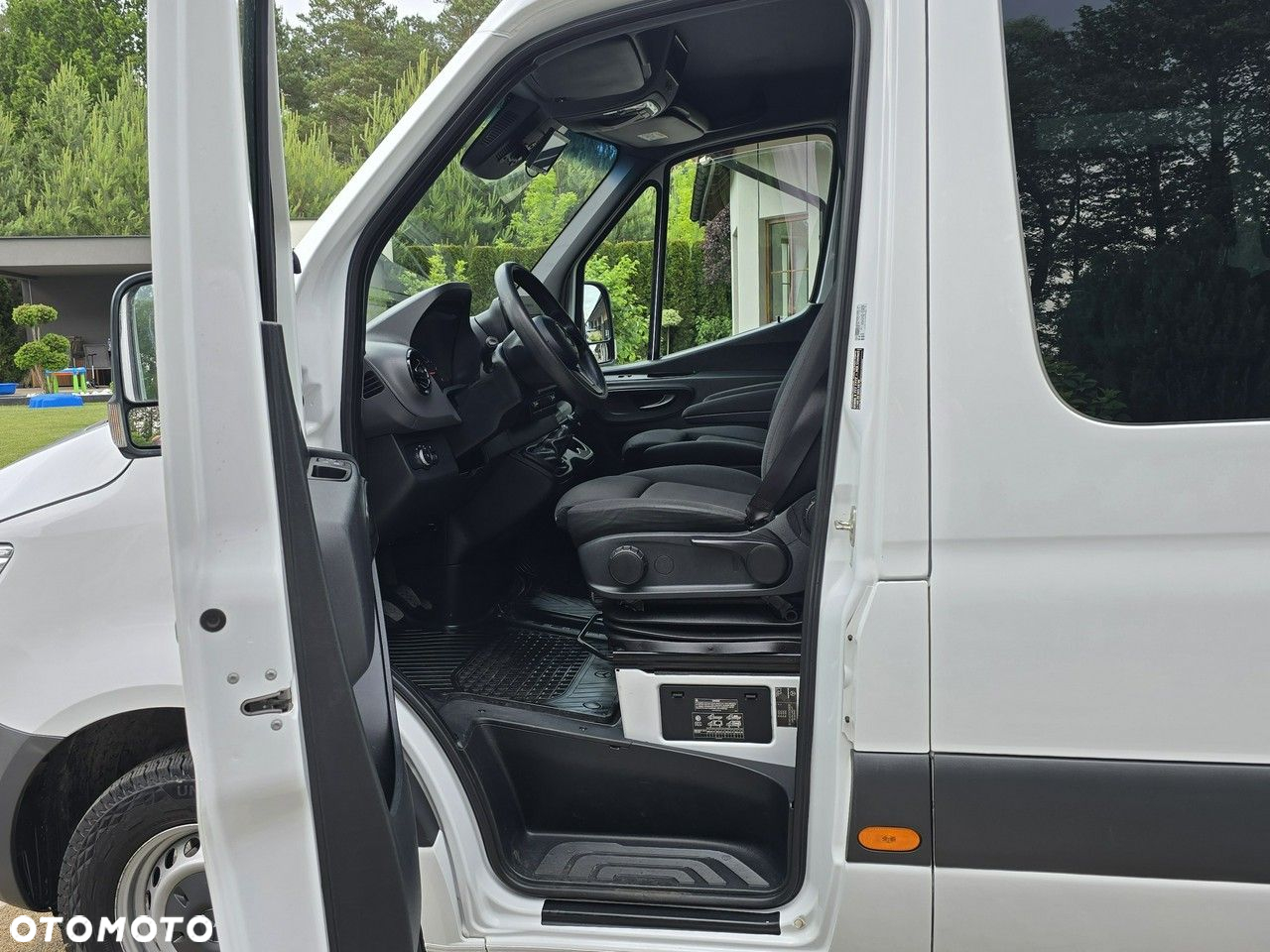 Mercedes-Benz Sprinter - 5