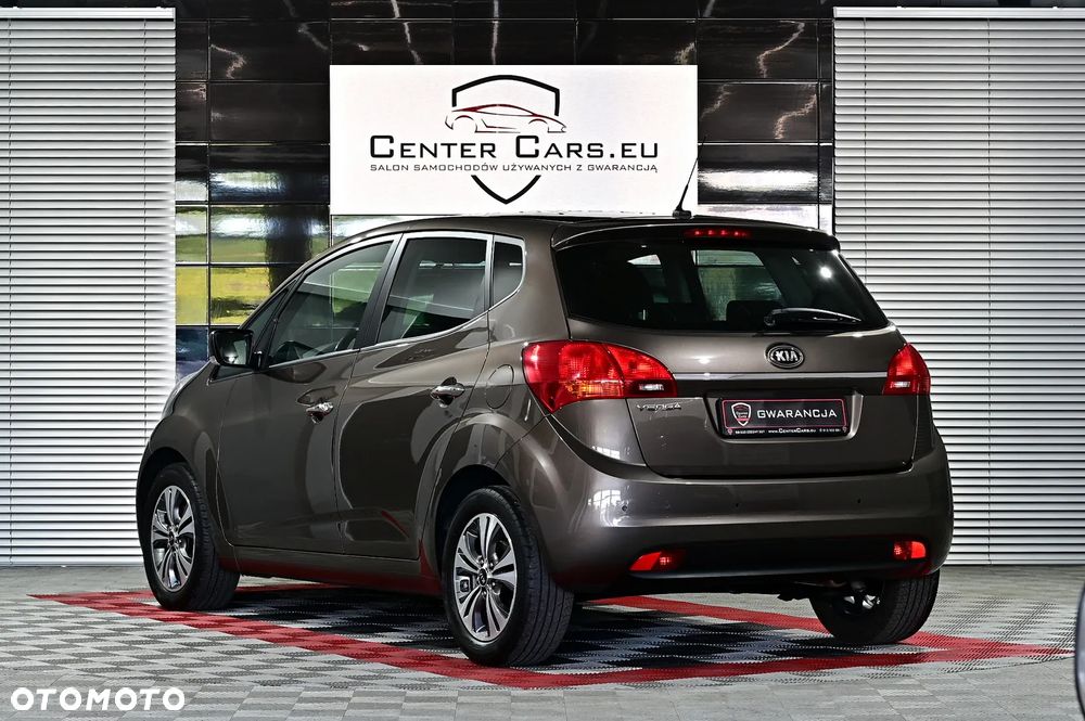 Kia Venga - 5