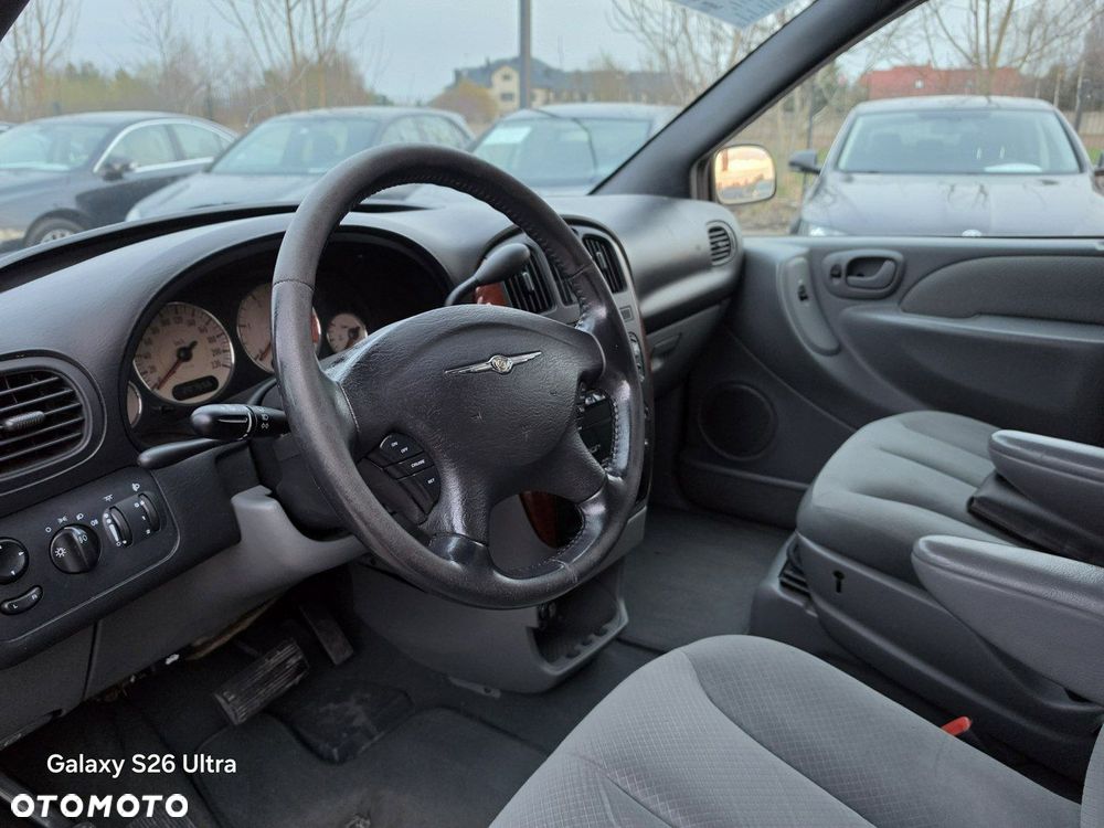 Chrysler Voyager - 31