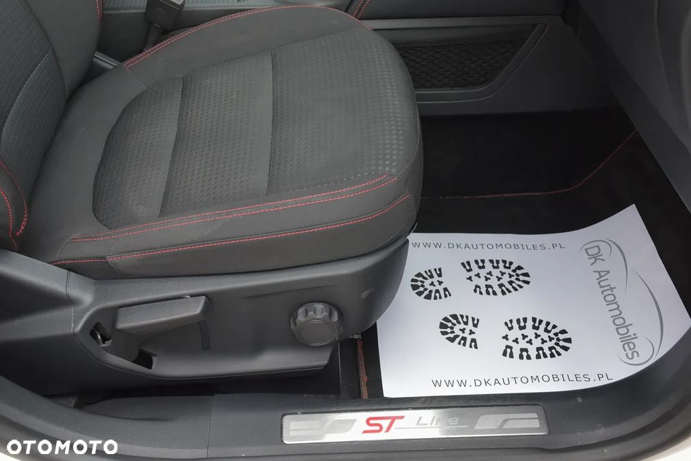 Ford Kuga 1.5 EcoBoost FWD ST-Line X - 28