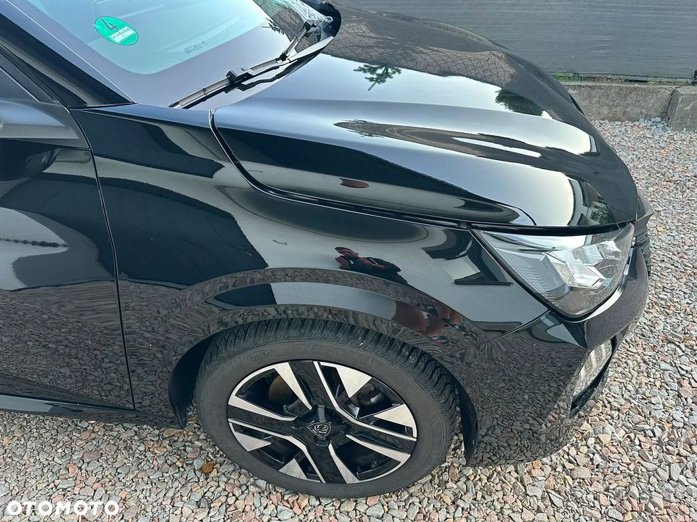 Peugeot 208 PureTech 100 Allure - 23
