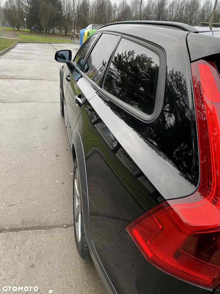 Volvo V90 Cross Country D4 AWD - 8