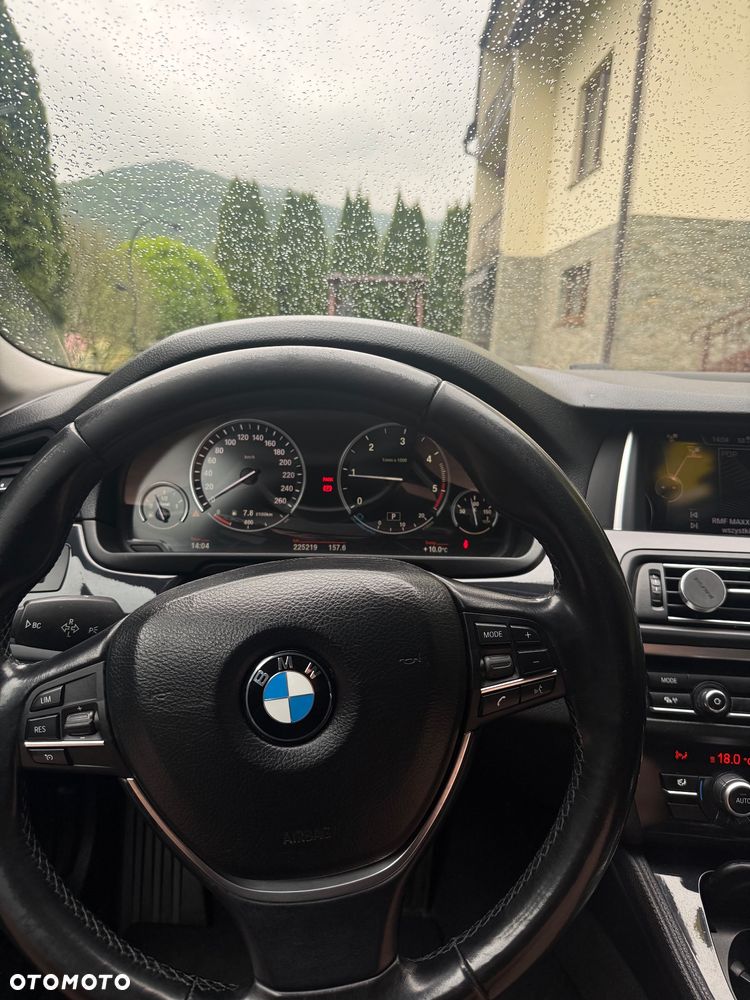 BMW Seria 5 518d Luxury Line - 11