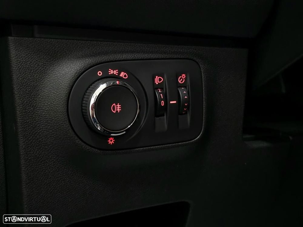 Opel Adam 1.0 T Rocks - 23