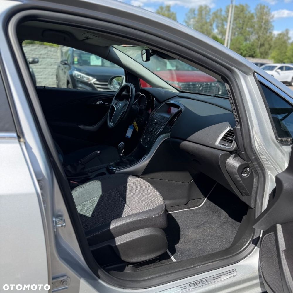 Opel Astra - 35