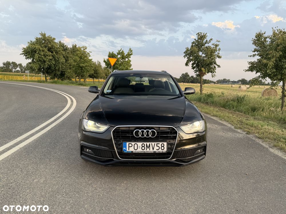 Audi A4 Avant - 11