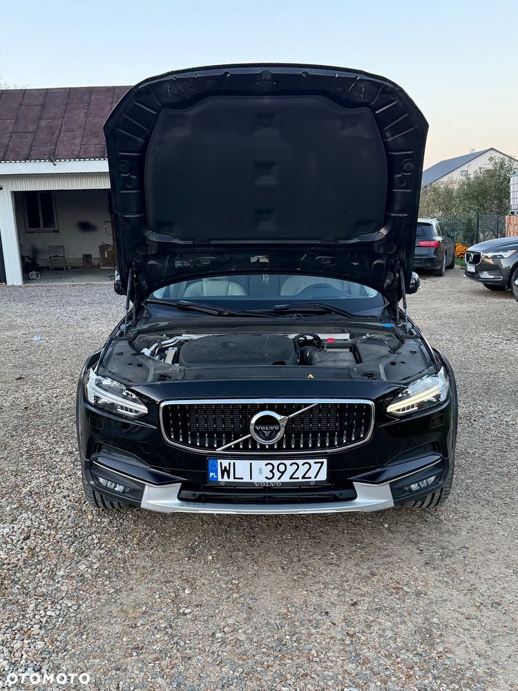 Volvo V90 Cross Country T6 AWD - 18