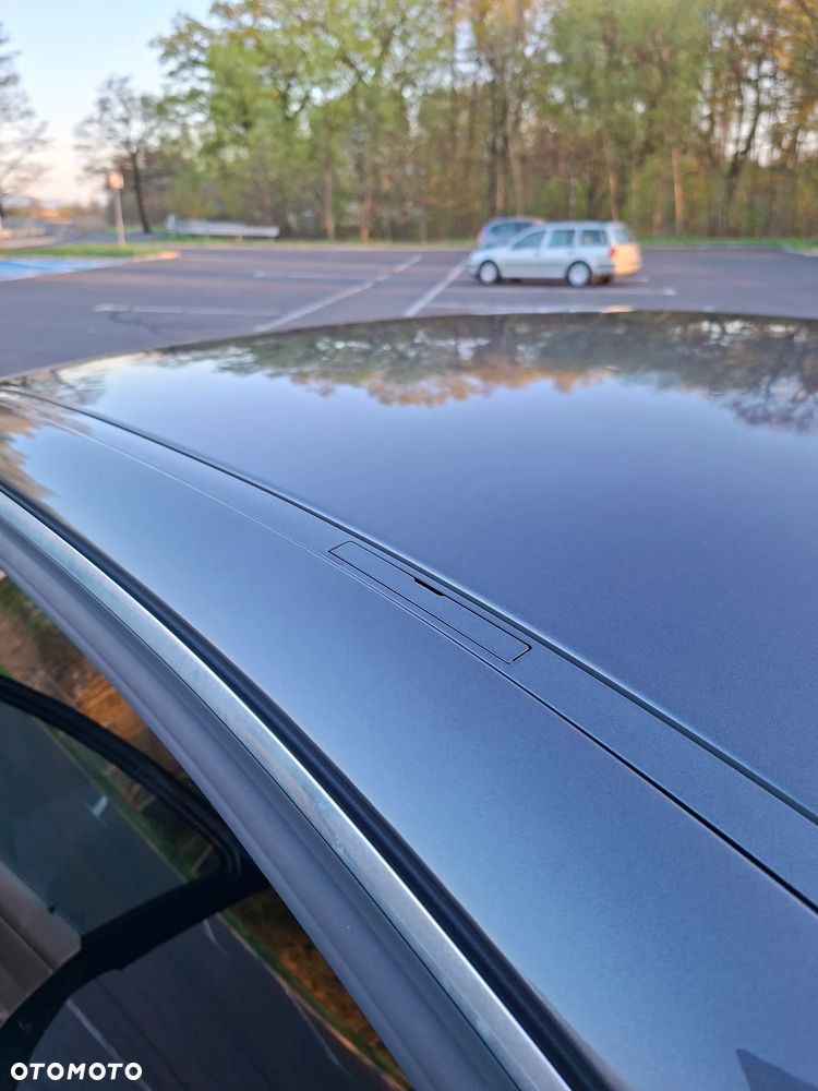 BMW Seria 3 - 36