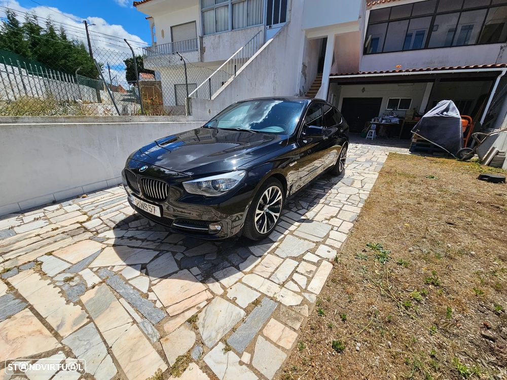 BMW 535 Gran Turismo - 12