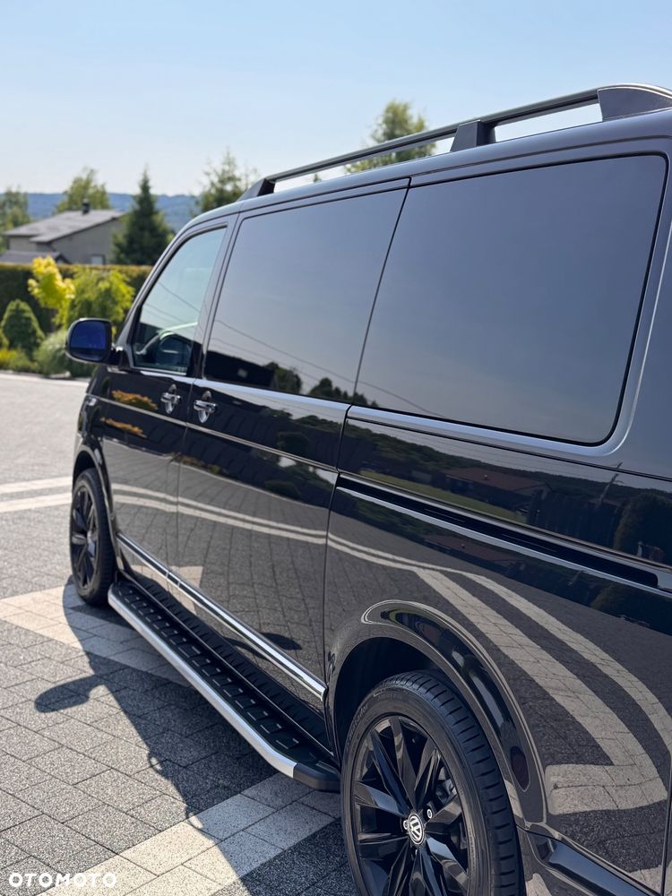 Volkswagen Multivan - 25