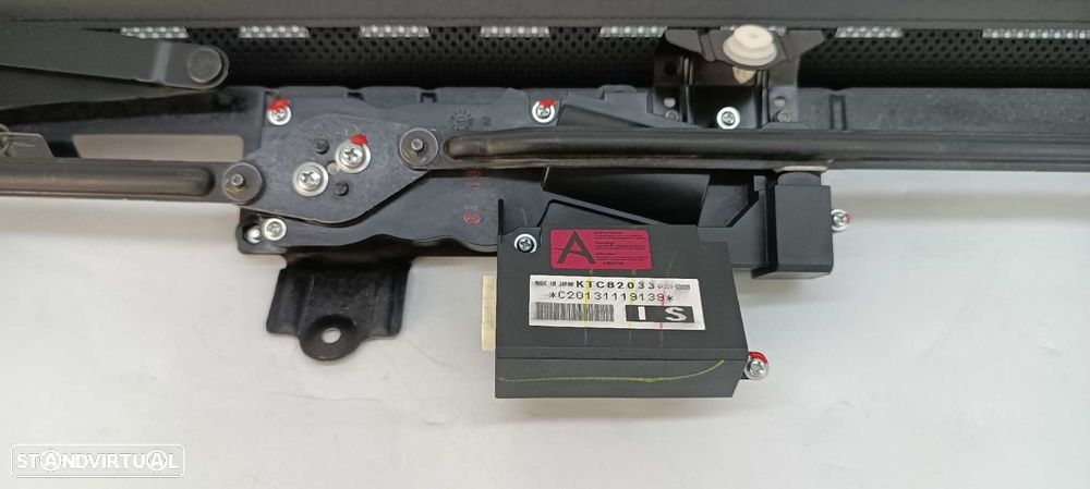 CORTINA TRASEIRA LEXUS IS 300H - 4